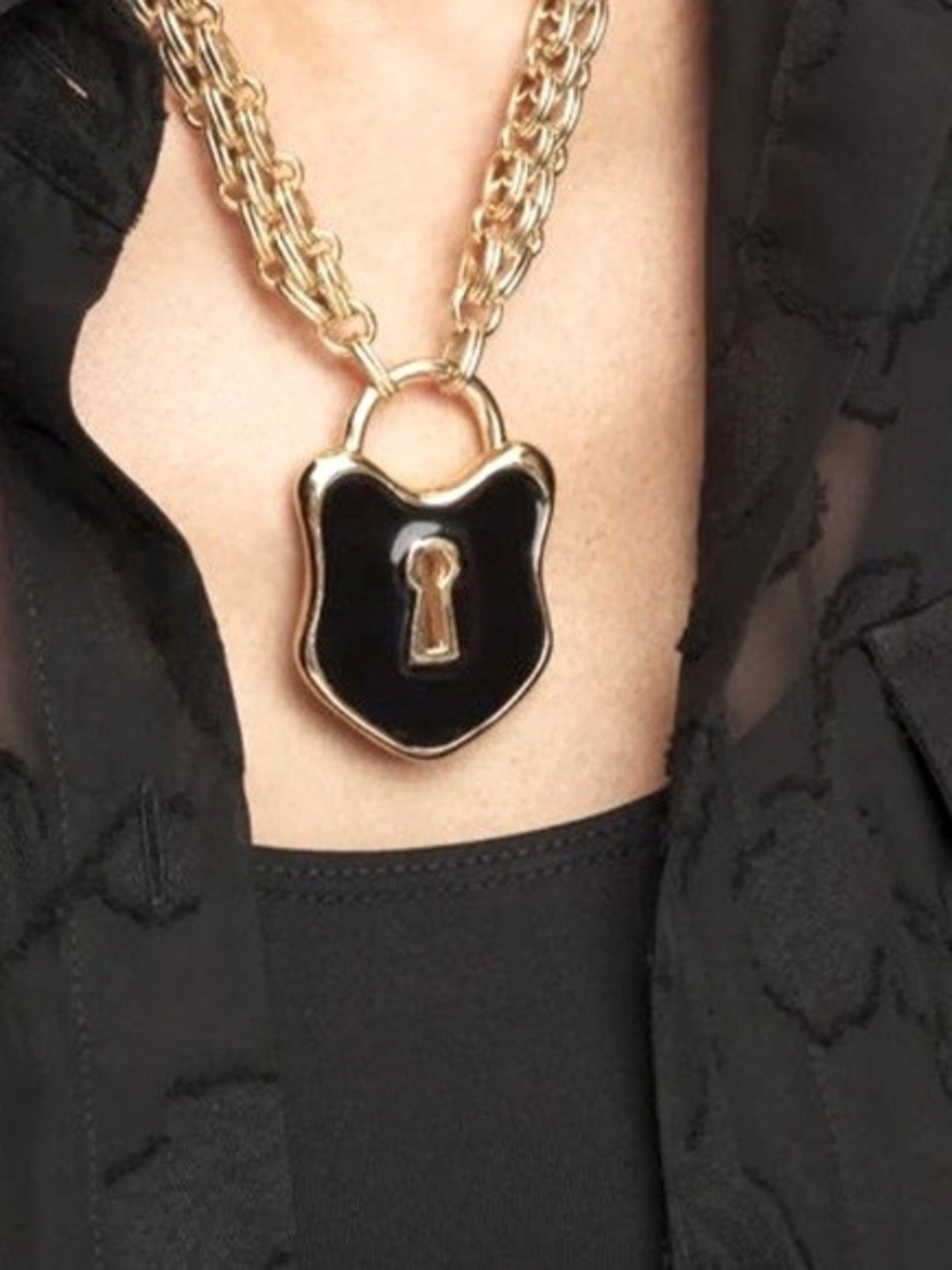NWT Chico's Necklace